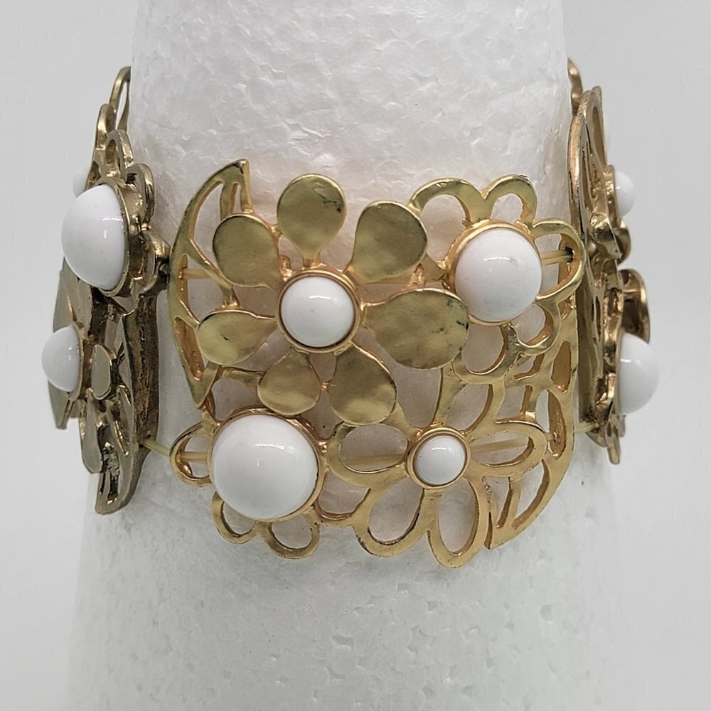 Women's Yellow Gold Mate Brushed Floral With White Beads Stretch Cuff Bracelet